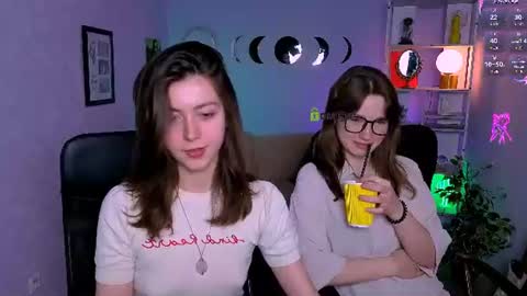 Snapshot of helli_belli chatting on June 2026 07:16:01 PM Helli online show from June 2026 07:16:01 PM