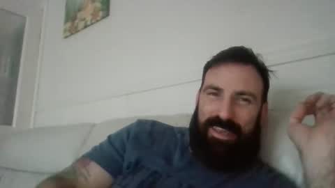 Snapshot of hellobunbunx0 chatting on April 2026 06:16:02 PM hellobunbunx0 online show from April 2026 06:16:02 PM