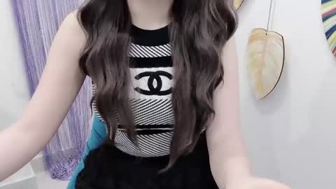 hellokitty_sexy online show from May 2026 12:27:01 AM