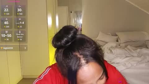 hellsd97 online show from December 2024 02:33:02 AM