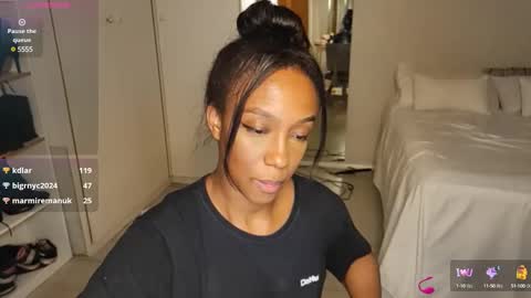 hellsd97 online show from March 2025 06:57:01 AM