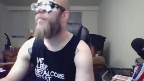 Snapshot of hellskyraider chatting on February 2025 02:21:01 AM HellSkyRaider online show from February 2025 02:21:01 AM