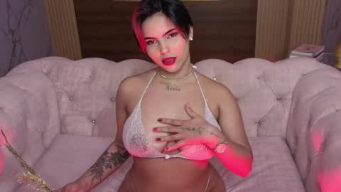 hemma_s1 online show from May 2026 08:25:01 PM