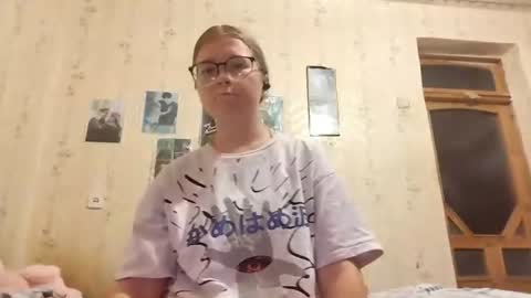 Leila online show from July 2026 07:49:02 PM