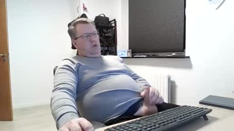 Snapshot of henrikrp1971 chatting on February 2025 09:33:01 PM henrikrp1971 online show from February 2025 09:33:01 PM