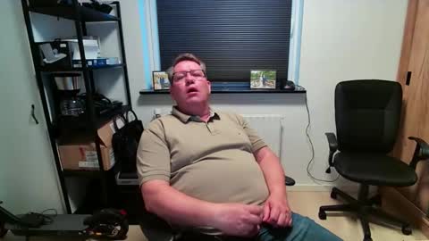 Snapshot of henrikrp1971 chatting on April 2026 06:46:02 PM henrikrp1971 online show from April 2026 06:46:02 PM