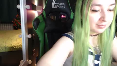 Hentaishiing online show from February 2025 07:00:01 PM