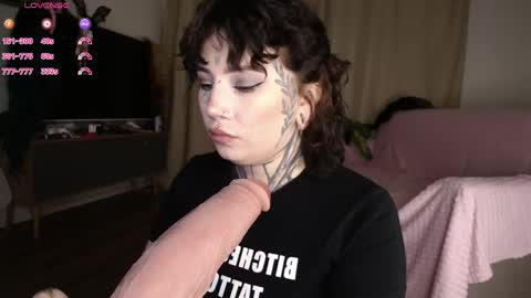 Snapshot of herbal_helpmepls chatting on May 2026 08:58:02 PM dirty Diana online show from May 2026 08:58:02 PM