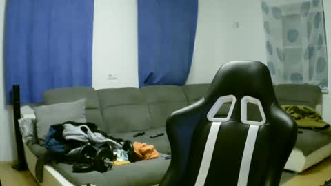 Snapshot of herbstenden chatting on February 2025 11:27:01 PM John Pearl online show from February 2025 11:27:01 PM