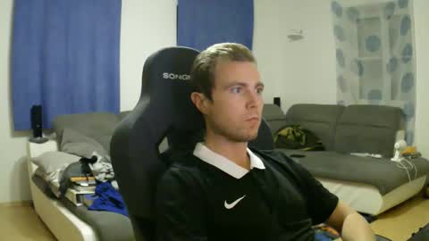 John Pearl online show from April 2026 06:41:01 PM