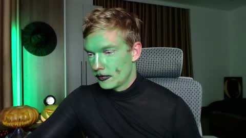 Gregblonde  Alextattoo online show from October 2025 06:09:01 PM