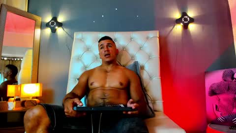 Snapshot of herculeswheeler chatting on January 2025 05:21:01 PM Hercules online show from January 2025 05:21:01 PM