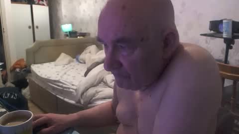 mature online show from May 2026 04:40:01 AM
