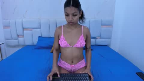 Snapshot of hermione_brown chatting on February 2026 07:07:01 PM hermione_brown online show from February 2026 07:07:01 PM