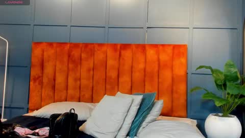 Snapshot of hermionescott chatting on December 2024 12:52:02 PM Hermione Scott online show from December 2024 12:52:02 PM