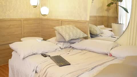 Snapshot of hermionescott chatting on January 2025 07:32:01 PM Hermione Scott online show from January 2025 07:32:01 PM