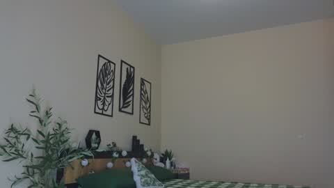 Maryana online show from February 2025 07:18:02 AM