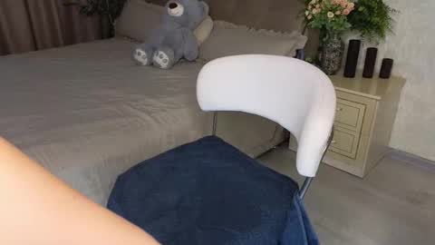 Maryana online show from December 2025 06:54:02 AM