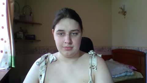 hess_luna_ online show from March 2026 10:07:02 AM