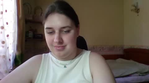 Snapshot of hess_luna_ chatting on May 2026 09:06:01 AM hess_luna_ online show from May 2026 09:06:01 AM