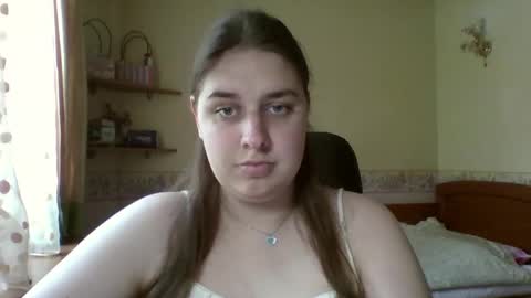 Snapshot of hess_luna_ chatting on May 2026 09:04:01 AM hess_luna_ online show from May 2026 09:04:01 AM