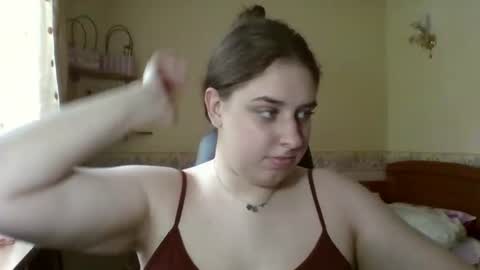 Snapshot of hess_luna_ chatting on July 2026 09:03:02 AM hess_luna_ online show from July 2026 09:03:02 AM