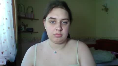 Snapshot of hess_luna_ chatting on July 2026 09:01:01 AM hess_luna_ online show from July 2026 09:01:01 AM