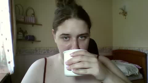 Snapshot of hess_luna_ chatting on July 2026 09:11:02 AM hess_luna_ online show from July 2026 09:11:02 AM