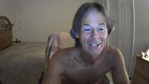 Snapshot of hewes1 chatting on July 2026 05:35:02 AM hewes1 online show from July 2026 05:35:02 AM