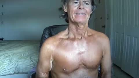 Snapshot of hewes1 chatting on July 2026 11:34:02 PM hewes1 online show from July 2026 11:34:02 PM