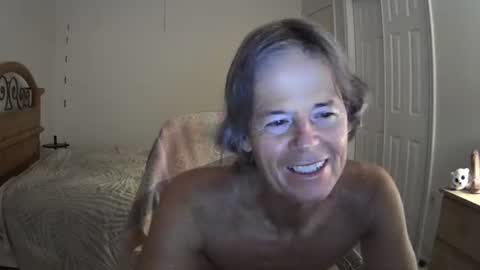 Snapshot of hewes1 chatting on July 2026 07:23:01 AM hewes1 online show from July 2026 07:23:01 AM