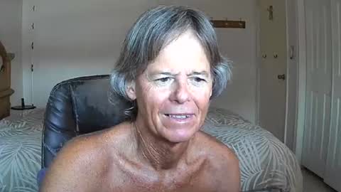 Snapshot of hewes1 chatting on July 2026 12:34:01 PM hewes1 online show from July 2026 12:34:01 PM