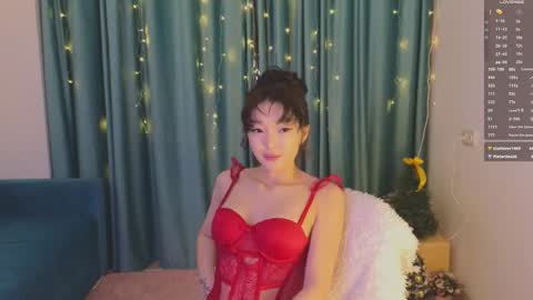 Snapshot of hey_herbal chatting on December 2024 02:40:02 PM Audrey online show from December 2024 02:40:02 PM