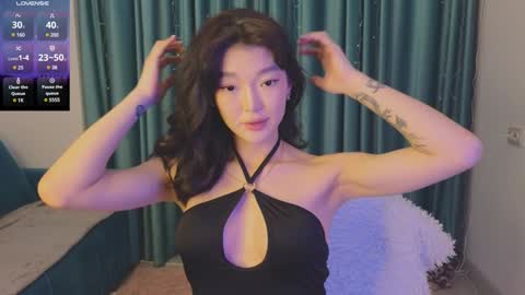 Snapshot of hey_herbal chatting on January 2025 02:25:01 PM Audrey online show from January 2025 02:25:01 PM