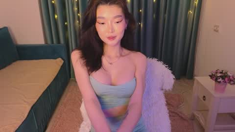 Snapshot of hey_herbal chatting on January 2025 03:22:02 PM Audrey online show from January 2025 03:22:02 PM
