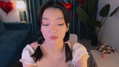 Snapshot of hey_herbal chatting on February 2025 02:55:02 PM Audrey online show from February 2025 02:55:02 PM