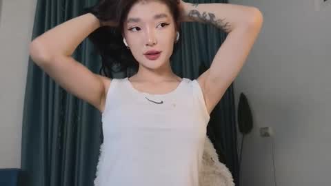 Snapshot of hey_herbal chatting on March 2025 02:56:02 PM Audrey online show from March 2025 02:56:02 PM