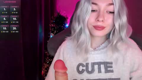 Snapshot of hey_nora_ chatting on January 2025 03:00:01 AM  Nora  online show from January 2025 03:00:01 AM