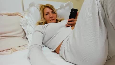 Heyheygrey online show from March 2025 01:37:01 PM