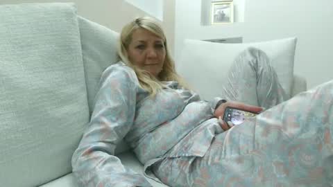 Heyheygrey online show from May 2026 02:29:01 AM