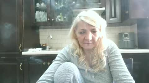 Snapshot of heyheygrey chatting on June 2026 03:25:02 PM Heyheygrey online show from June 2026 03:25:02 PM
