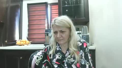Snapshot of heyheygrey chatting on June 2026 04:09:01 PM Heyheygrey online show from June 2026 04:09:01 PM