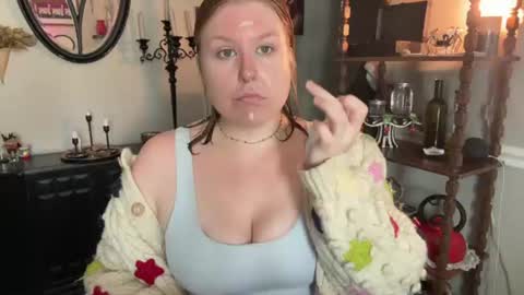 Snapshot of heyheyits_sage chatting on July 2026 02:44:01 PM Sage online show from July 2026 02:44:01 PM