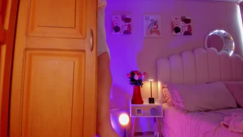 Martina Ricci Show schedule Monday to Friday 8am colombia time I work some weekends  online show from February 2026 02:26:02 PM