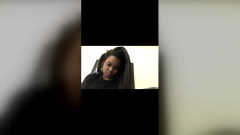 heyyou301990 online show from November 2025 06:22:02 PM