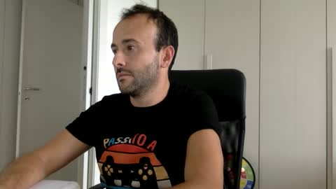 hhombre online show from September 2025 01:00:02 PM