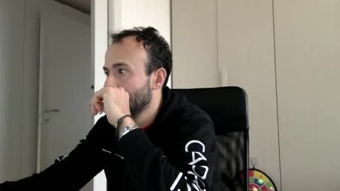 hhombre online show from March 2026 01:07:02 PM