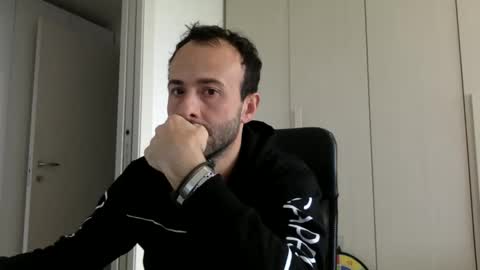 Snapshot of hhombre chatting on May 2026 07:24:02 AM hhombre online show from May 2026 07:24:02 AM