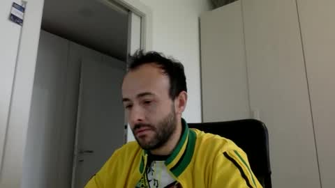 Snapshot of hhombre chatting on May 2026 07:58:02 AM hhombre online show from May 2026 07:58:02 AM