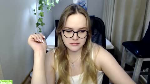 Snapshot of hi_haos chatting on February 2026 12:45:01 PM hi_haos online show from February 2026 12:45:01 PM